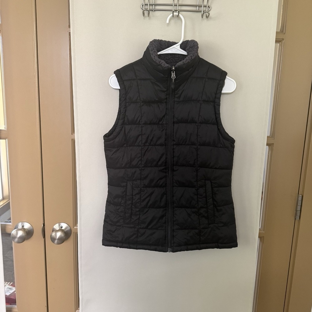 32 Degrees Womens XS Black Grey Reversible Sherpa Fleece Quilted Puffer Vest